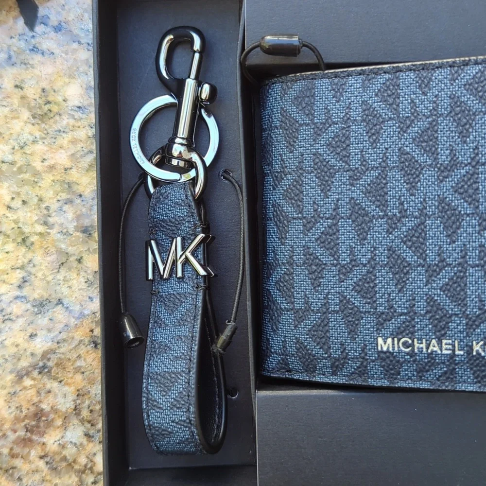 Michael Kors Navy Wallet and Keychain Set NIB